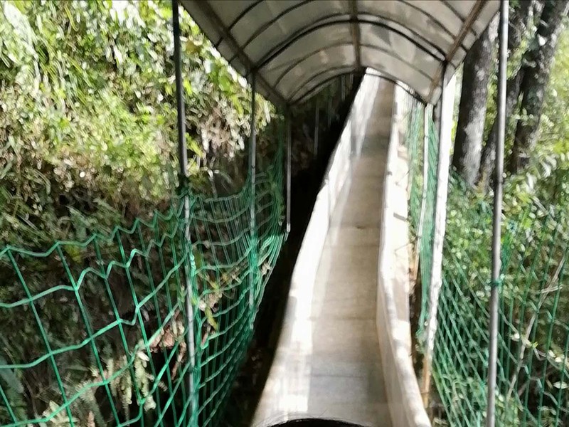 花崗巖滑道